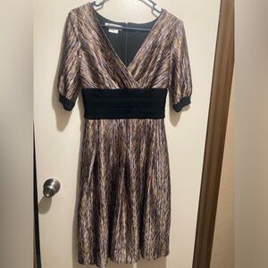 Kay Unger Elegant Multicolor Dress with Black Accents